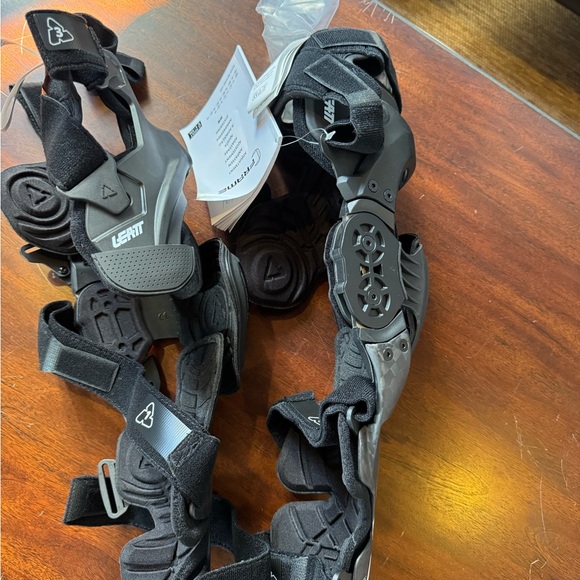 LEATT MOTO GEAR
C FRAME PRO - Picture 5 of 8